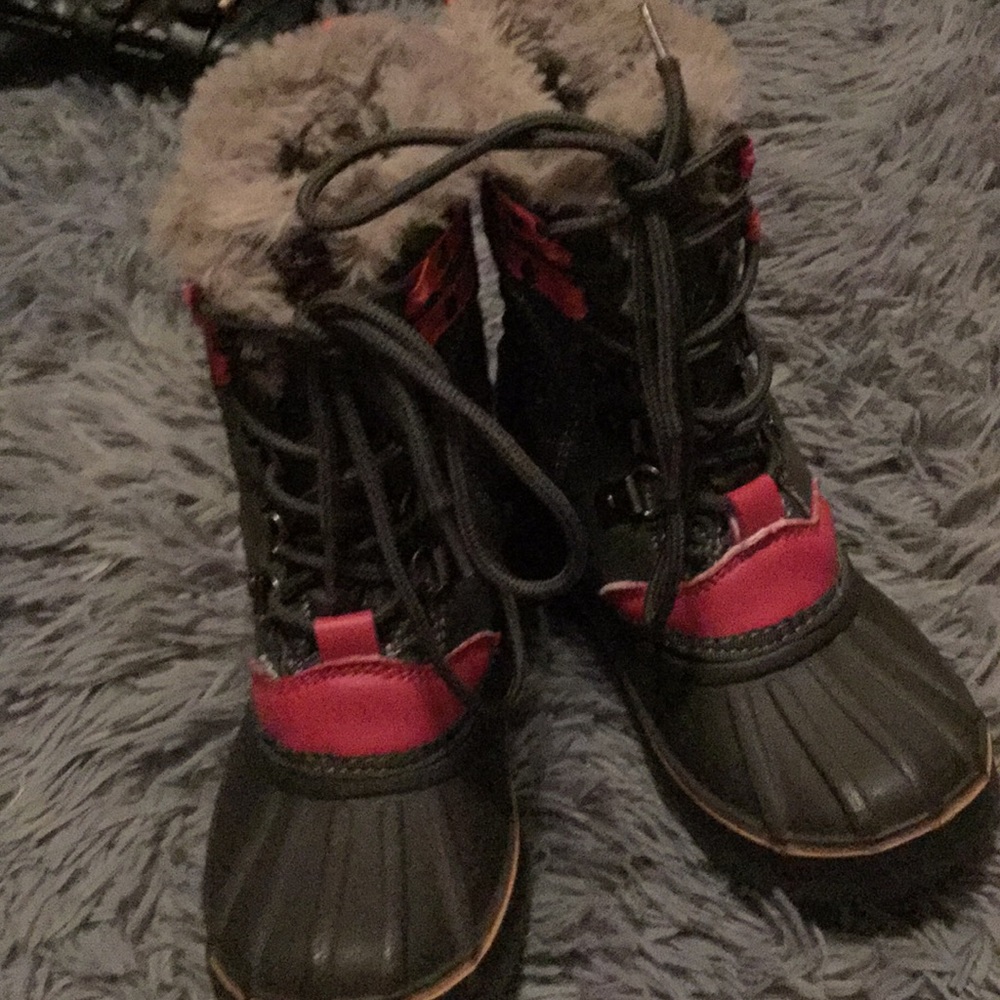 Snow boots for kids
